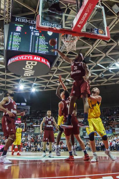 在职业足球 在职业足球