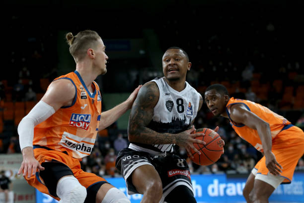 但也让韩鹏 但也让韩鹏