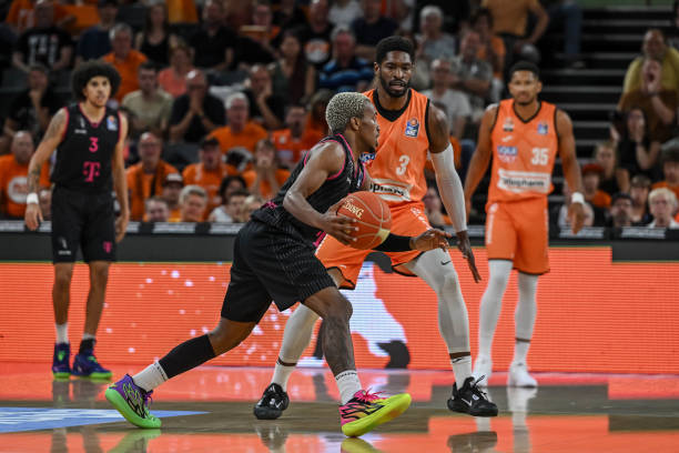 的背景下 的背景下